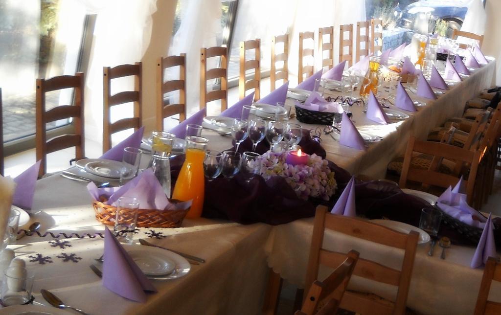 Lavender - Restauracja I Pokoje Goscinne Nowy Tomyśl Exteriör bild