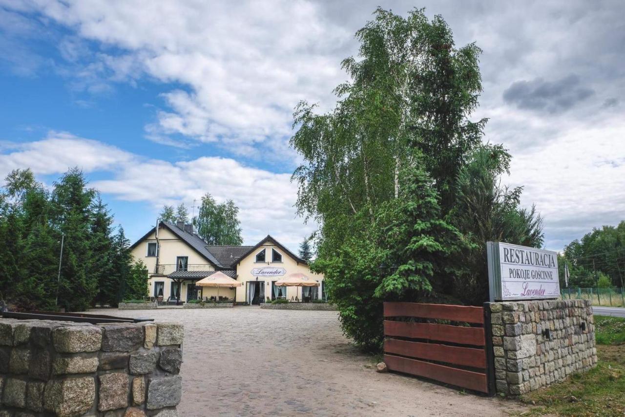 Lavender - Restauracja I Pokoje Goscinne Nowy Tomyśl Exteriör bild